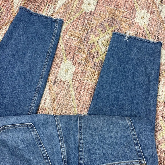 Everlane The Curvy Cheeky Jeans Size 31 - Picture 2 of 5